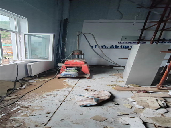 舞阳地基基础下沉墙体裂缝加固注浆顶升施工